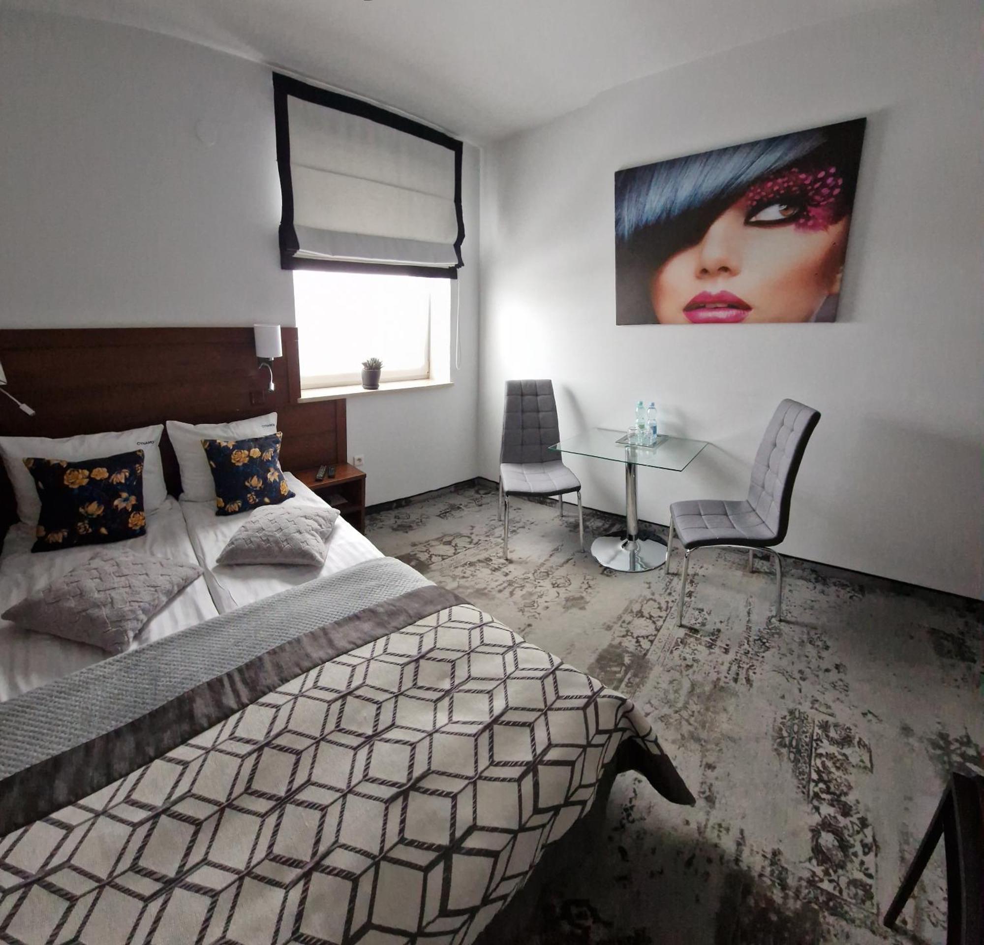 Cynamon Otel Nowy Sącz Dış mekan fotoğraf