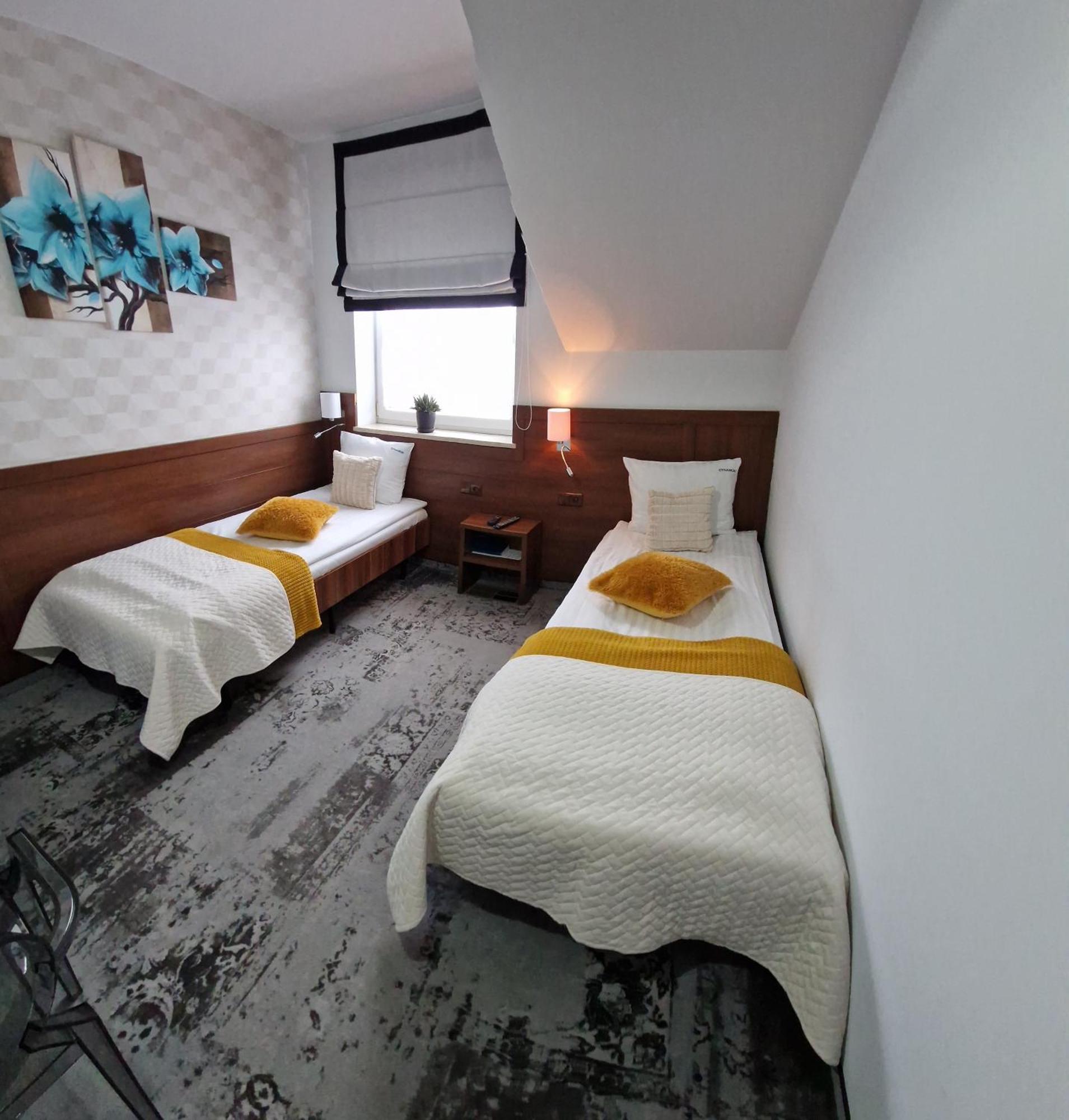 Cynamon Otel Nowy Sącz Dış mekan fotoğraf