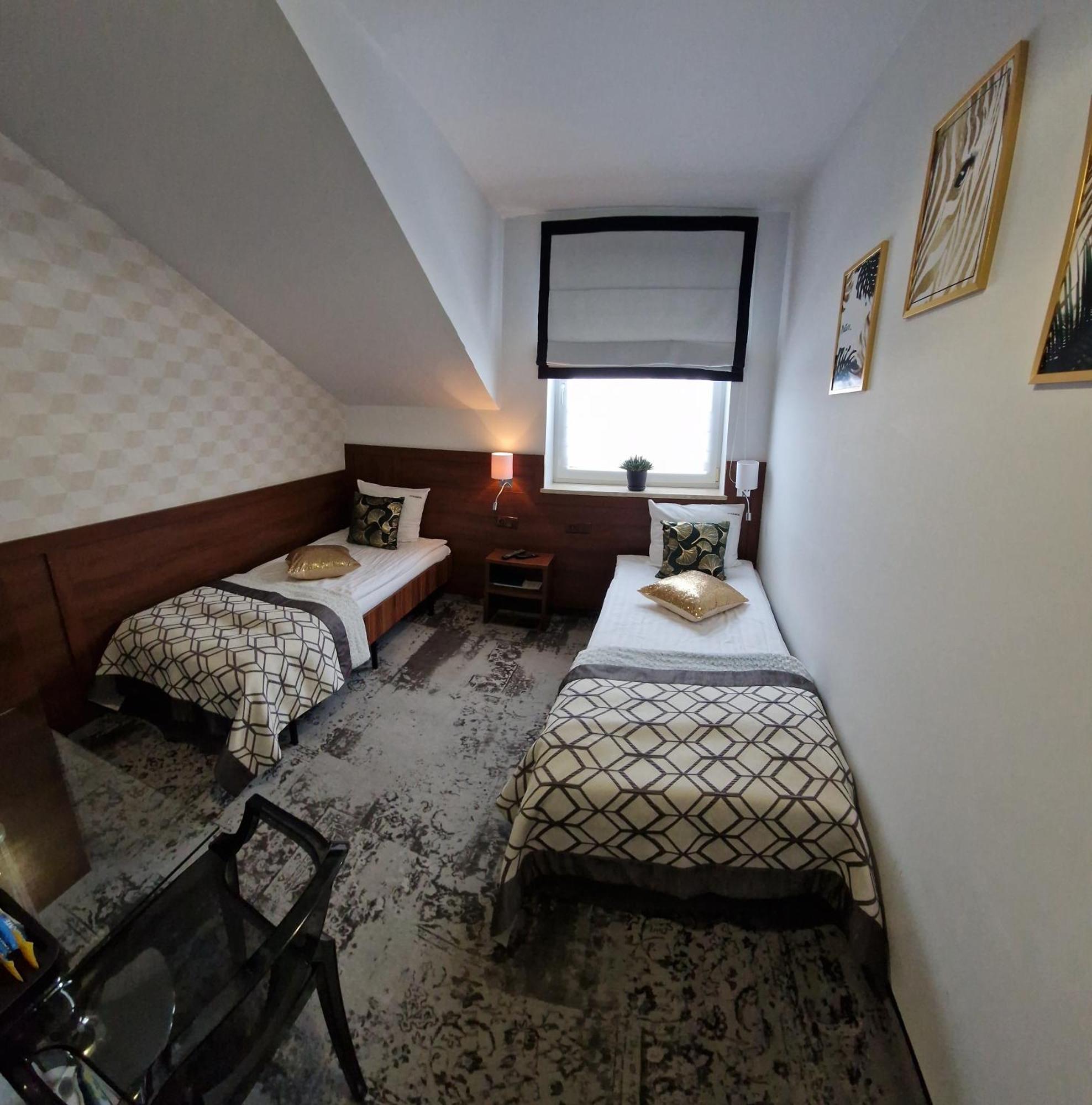 Cynamon Otel Nowy Sącz Dış mekan fotoğraf