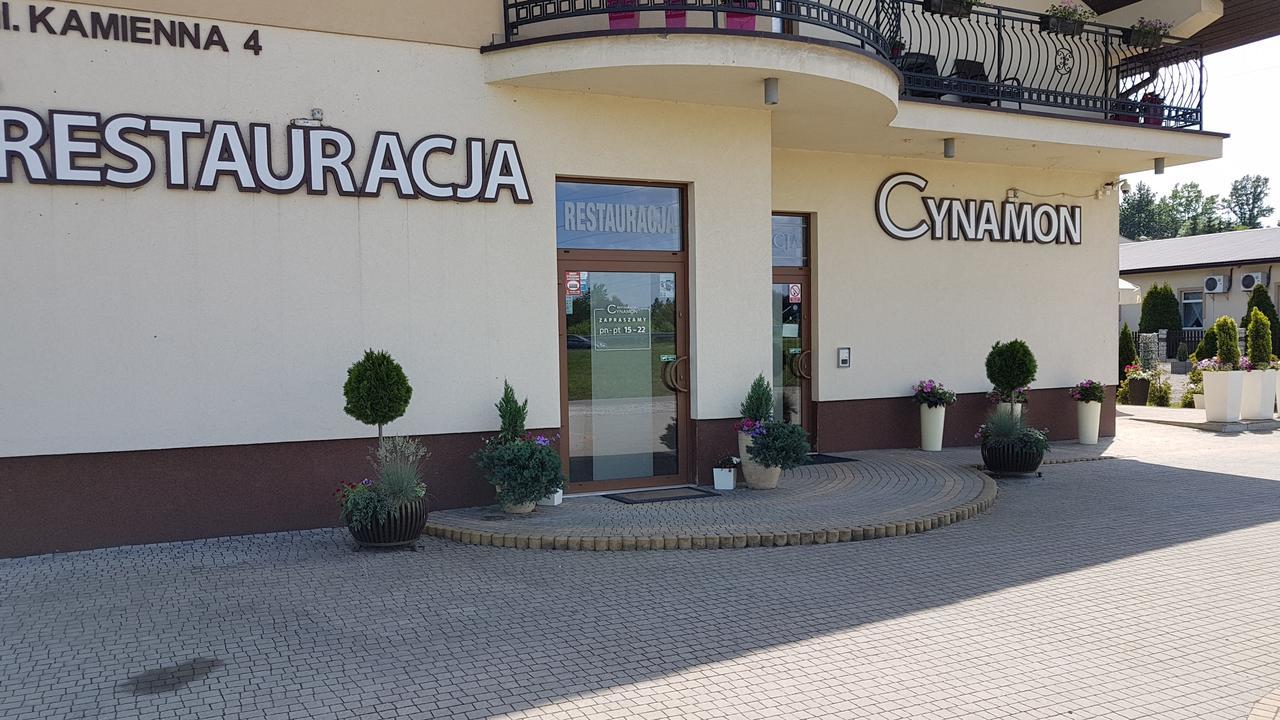 Cynamon Otel Nowy Sącz Dış mekan fotoğraf